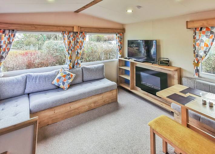 Caravan for 4 people in South-Wales