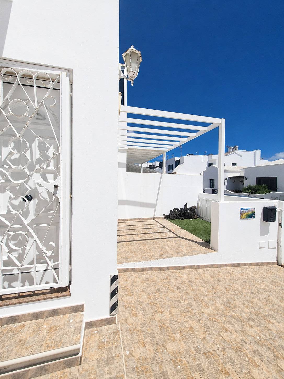 Apartamento entero, Casa Donna - Dos habitaciones, wifi y patio en Pla in Playa Honda, San Bartolomé