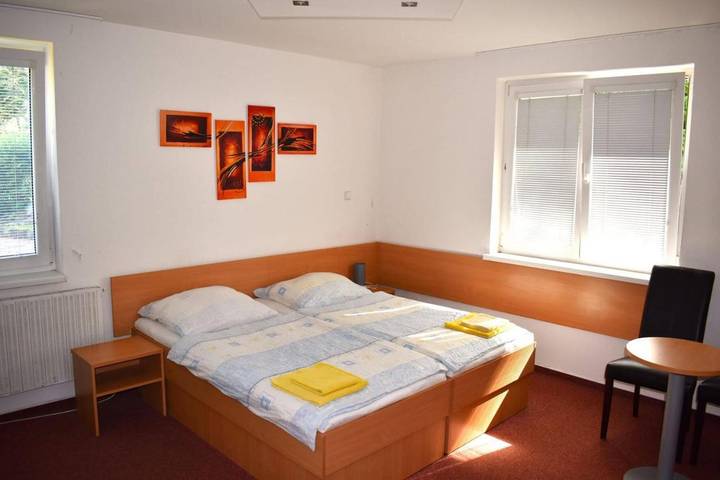 Gîte pour 2 personnes, avec vue ainsi que jardin et terrasse à Zlín - 3