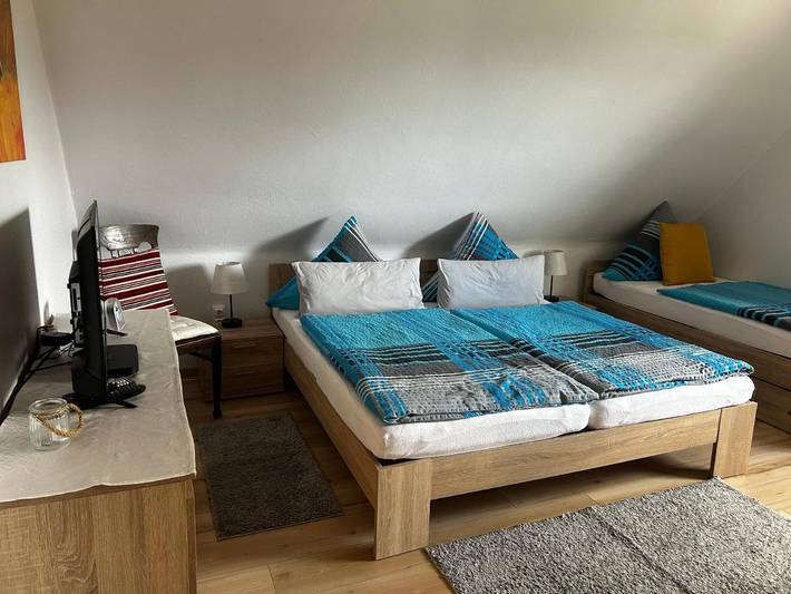 Ferienwohnung für 6 Personen, mit Terrasse und Garten sowie Ausblick