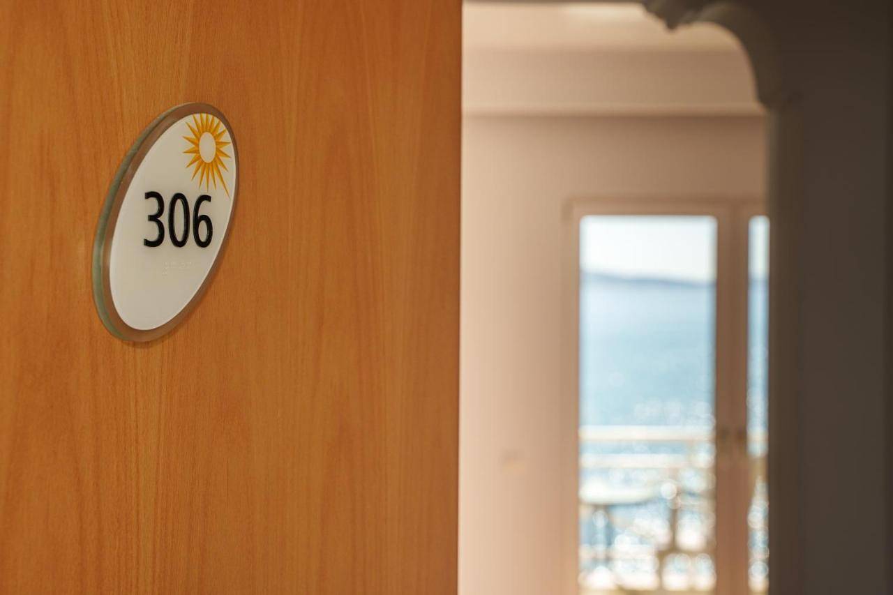 Sun N Blue Hotel in Saranda, Vlorë