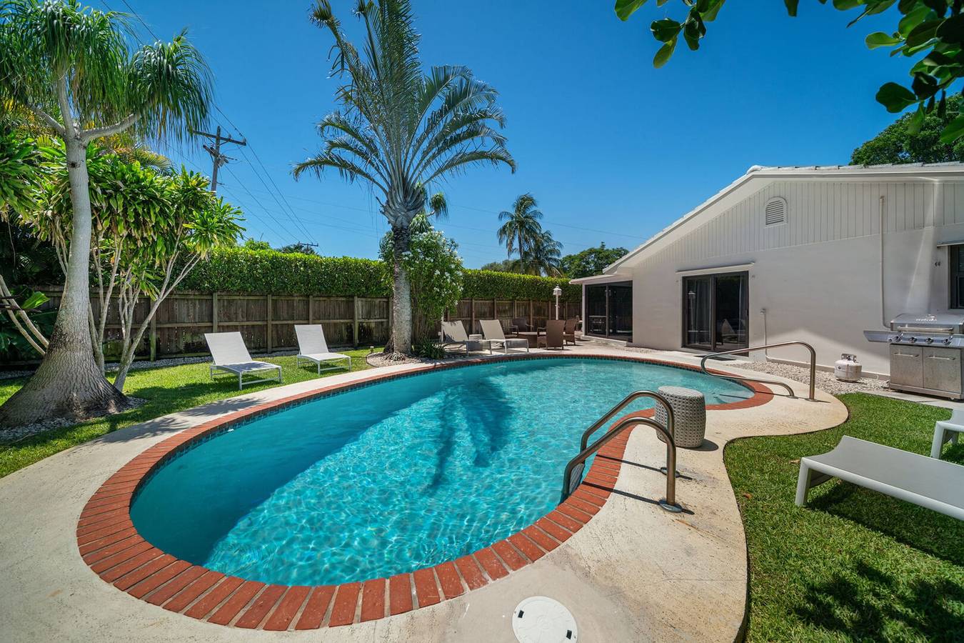 501 3 Bedroom 2 Bathroom Heated Outdoor Pool, Lake Ida in Delray Beach, Palm Beach County