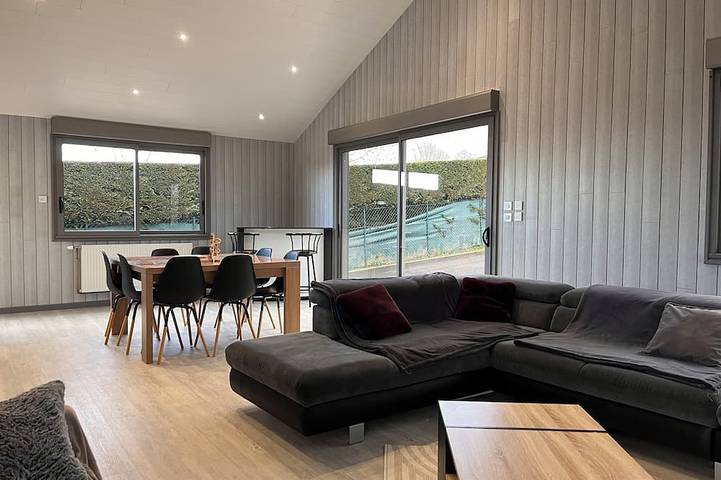 Location de vacances pour 7 personnes, animaux acceptés dans Séneujols