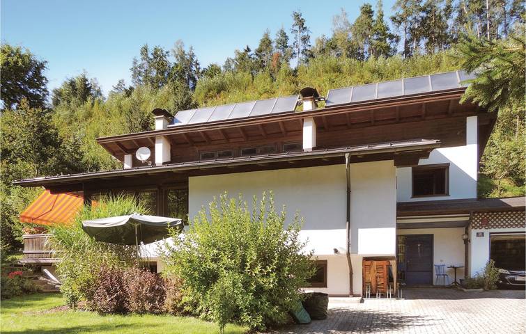 Moderne 165qm Wohnung: Parkplatz, Terrasse & WiFi - 2km nach Tulfes in Tuxer Alpen, Tulfes