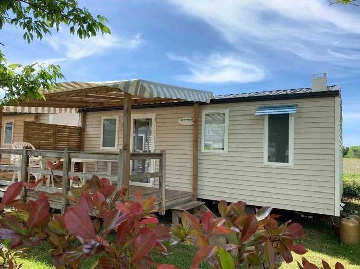 Location de vacances pour 6 personnes, avec piscine et terrasse à Arvert
