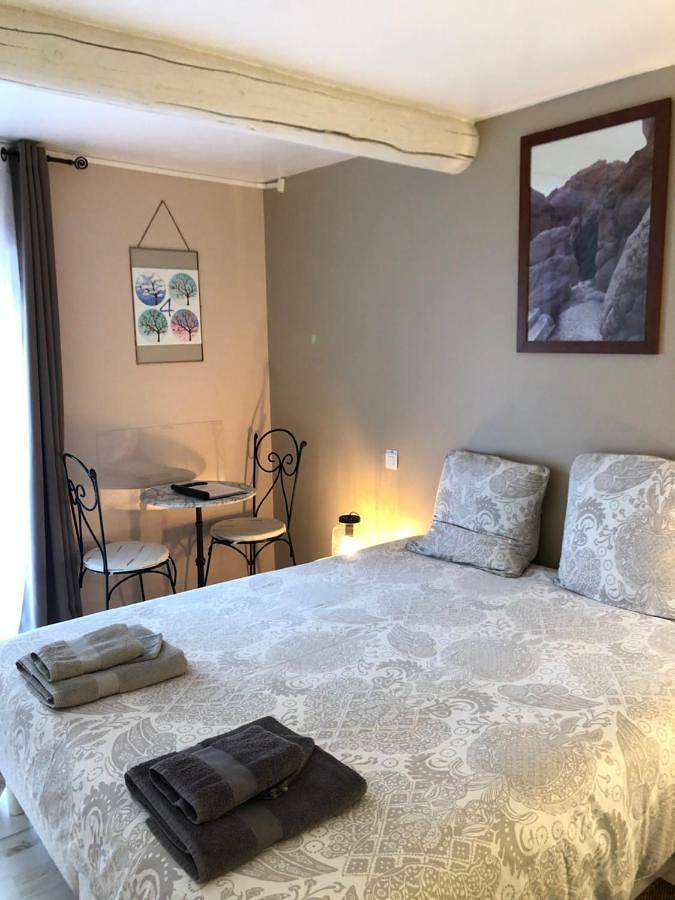 Chambre d’hôte pour 2 personnes à Eyragues - 4