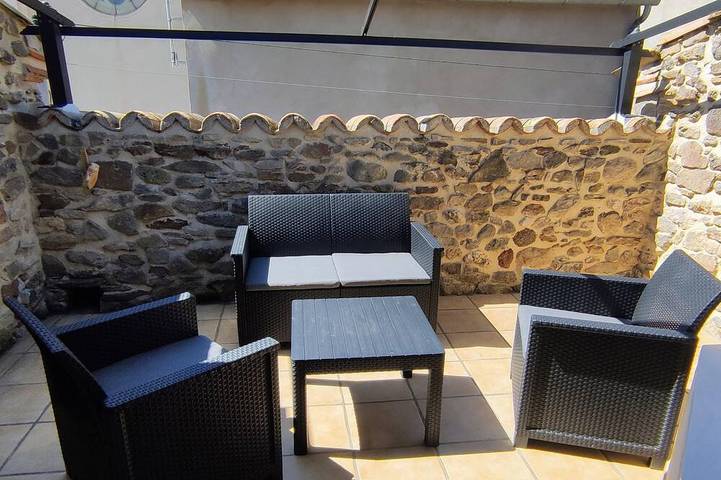 Location de vacances pour 6 personnes, avec terrasse, animaux acceptés à Olonzac - 4