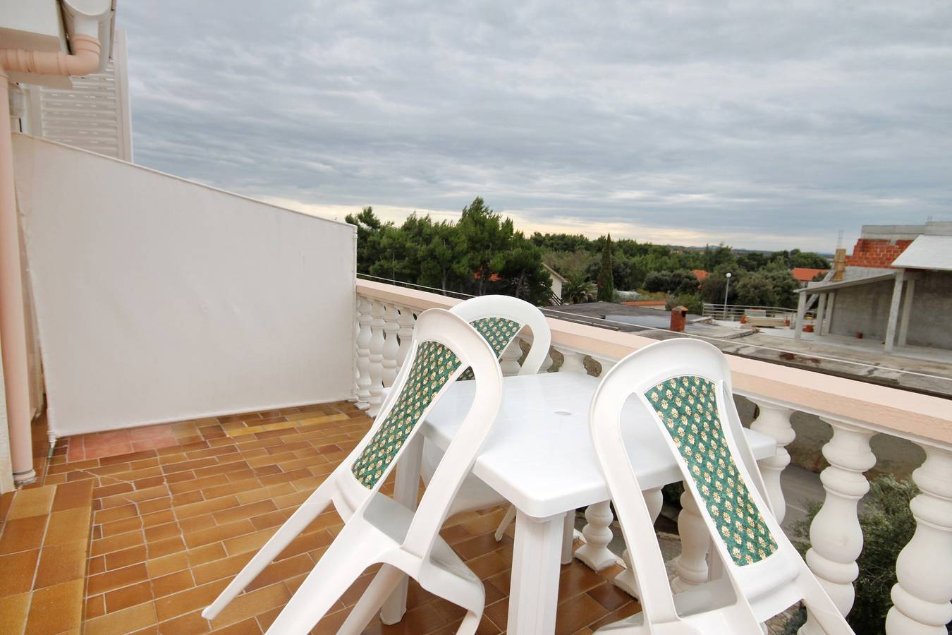 Ganze Wohnung, 2-Zimmer-Ferienwohnung mit Terrasse und Meerblick Vrsi - Mulo, Zadar -a in Mulo, Vrsi