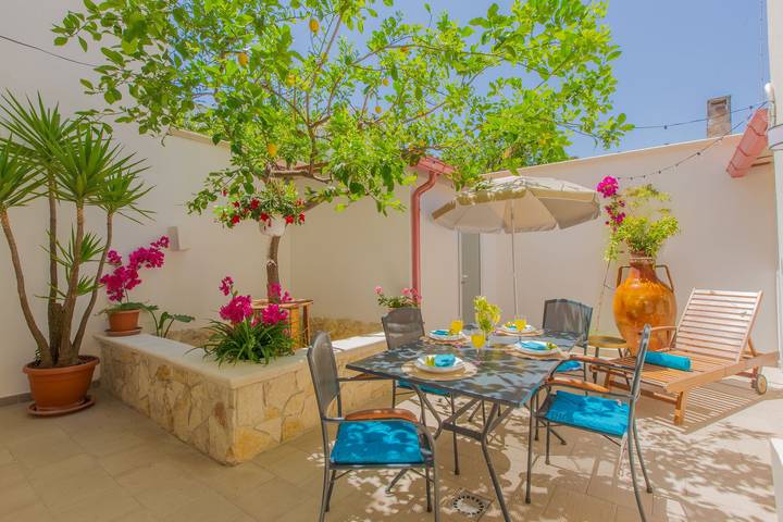 Ferienwohnung für 5 Personen, mit Garten in San Vito dei Normanni