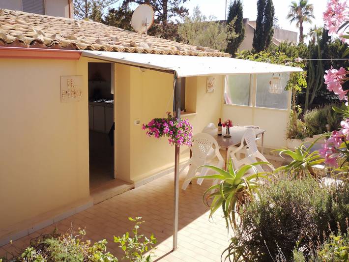 Kleines ruhiges Ferienhaus direkt am Meer in Marina di Modica, Módica