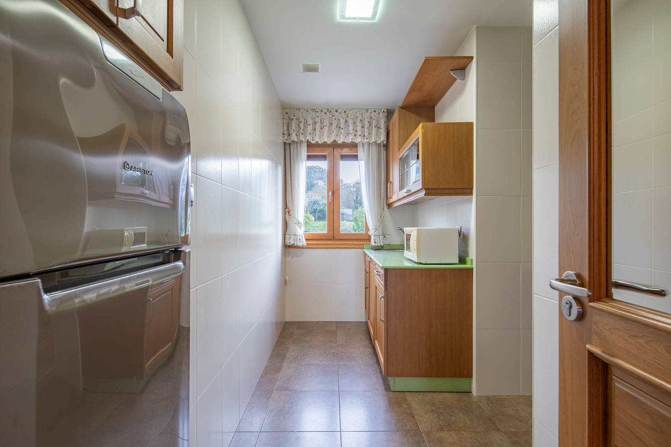 Appartement entier, Appartement '22' avec vue sur la mer, piscine partagée et Wi-Fi in Cangas, Rías Baixas