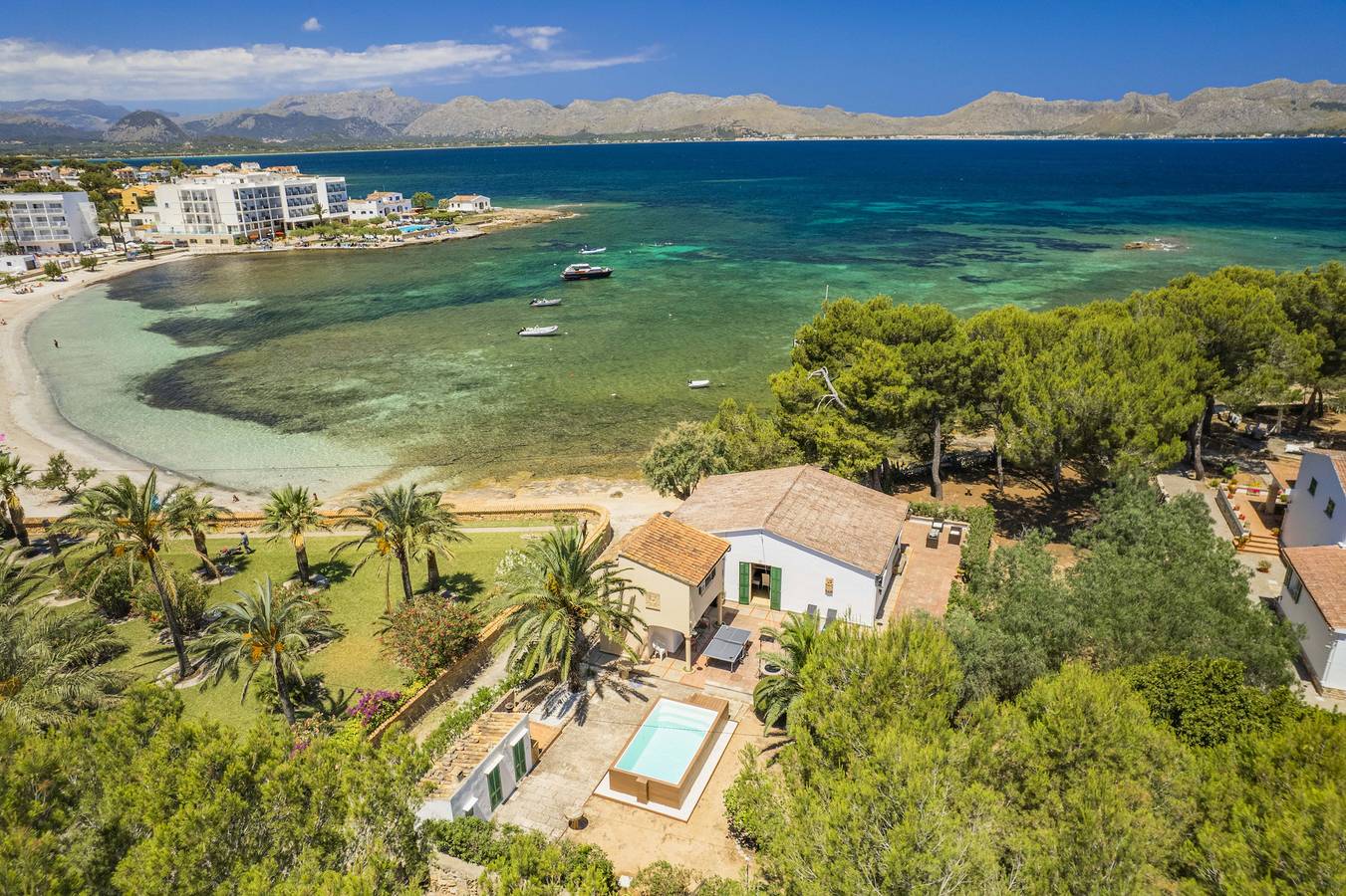 Villa Morer Vermell in Marina Manresa, Alcúdia