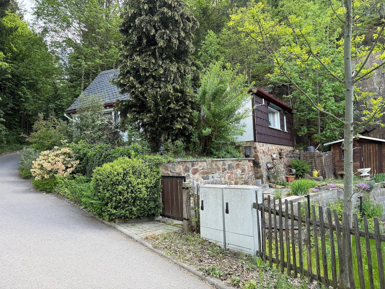 Ferienhaus „Waldhaus Zur Kleinbahn“ mit Bergblick, Gemeinschaftsterrasse und Wlan in Glashütte, Osterzgebirge