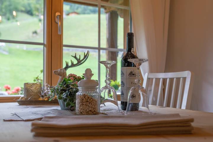 Ganze Ferienwohnung, Ferienwohnung für 4 Personen mit Garten in Lenk im Simmental, Lenk