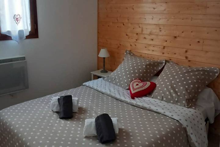Gîte pour 4 personnes, avec jardin à Formiguères - 2