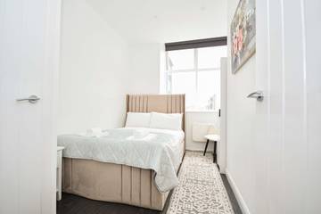 Apartment for 2 People in Bradford, West Yorkshire, Photo 2