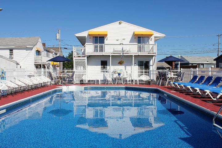 Hotel für 4 Personen, mit Pool - 1