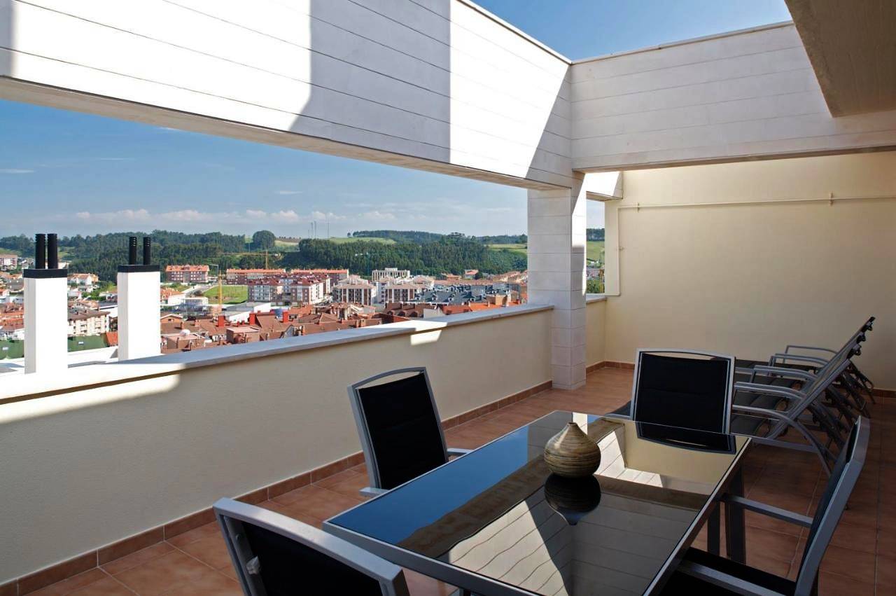 Apartamento entero, Ático con amplia terraza Nautilus Ii - Vut-480-As in Luanco, Gozón
