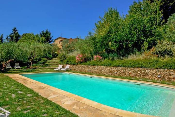 Casa vacanza per 12 persone, con giardino e terrazza nonché piscina, con animali domestici - 1