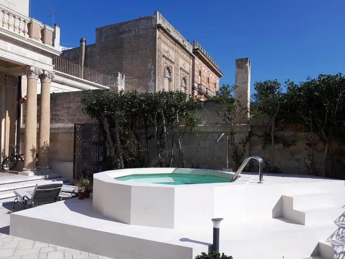 Alojamiento y desayuno para 2 personas, con piscina y jardín además de vistas y sauna - 1