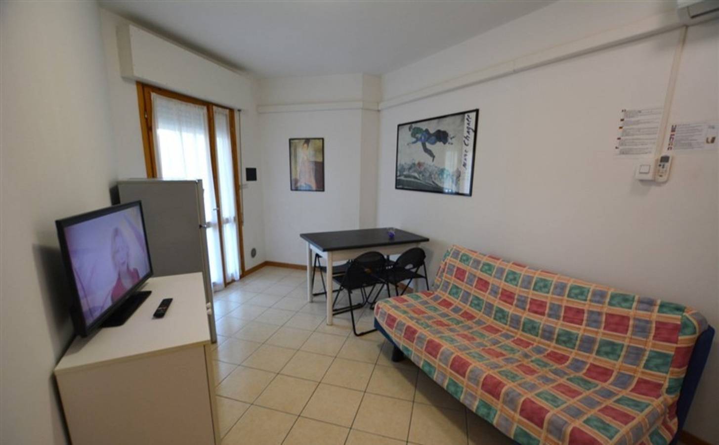 Apartamento entero, Acogedor apartamento con terraza y acceso a la piscina in Ribera de Lignano, Lignano Sabbiadoro