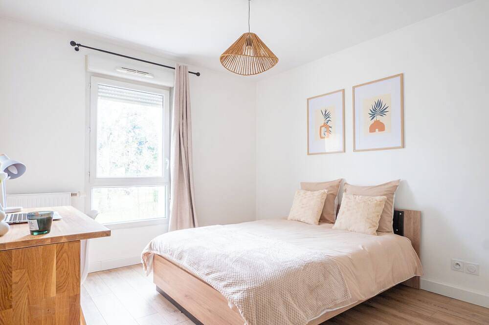 Entire apartment, Le Cocon de Saint Priest - T2 Balcony & Terrace in Saint-Priest, Rhône