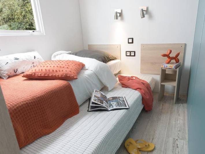 Camping Sites et Paysages - Les Pinèdes  - Mobilheim 6 personen - Cottage Privilège Soléa in La Colle-sur-Loup, Mittelmeerküste (Frankreich)