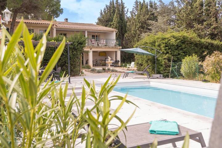 Location de vacances pour 10 personnes, avec jacuzzi ainsi que piscine et jardin à Ouveillan - 4