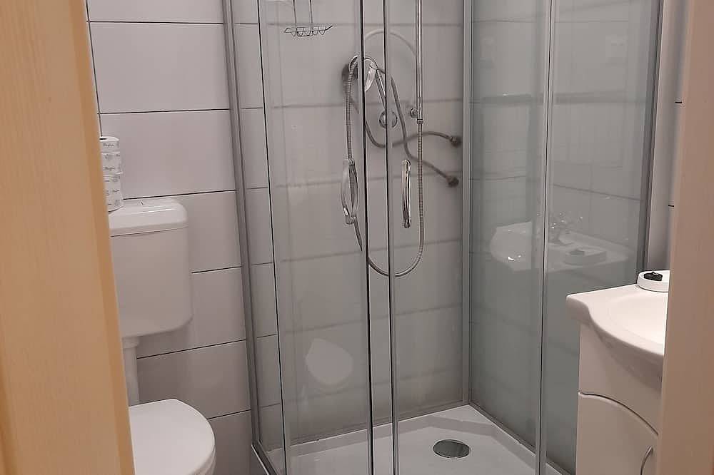 Ganze Wohnung, Gemütliches ruhiges Appartment  im Winter und Sommer am Fuße des Berg Badacsony in Badacsonytomaj, Balaton