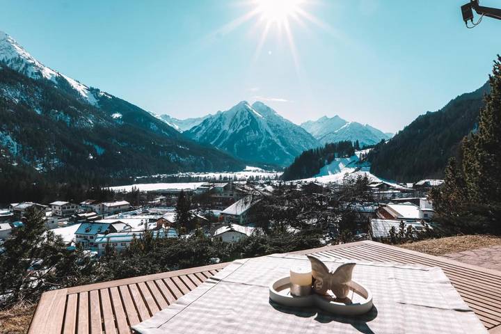 Ferienhaus für 4 Personen, mit Terrasse und Garten sowie Ausblick