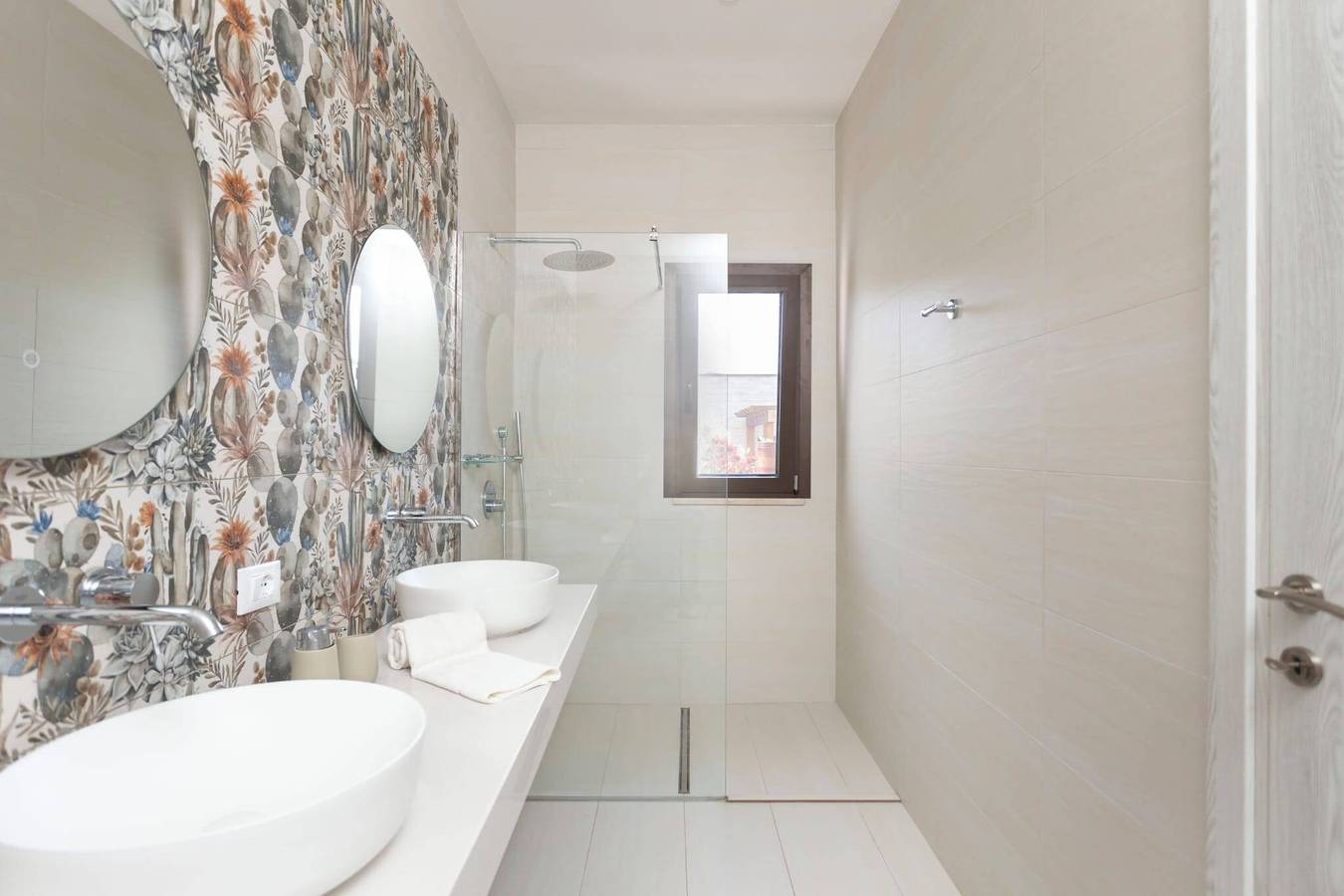 Villa 'Premium Sicily - Exotica' con vista mare, Wi-Fi e aria condizionata in Citta del Mare, Terrasini