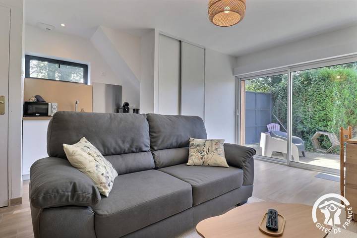 Gîte pour 2 personnes, avec Terrasse ainsi que Jardin et Vue à Saint-Père-Marc-en-Poulet