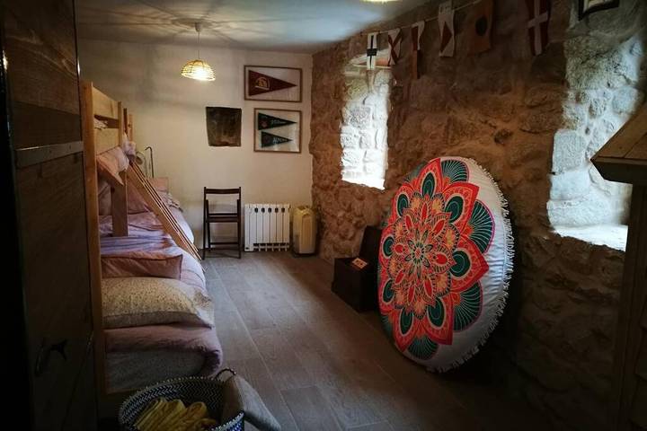 Chalet para 8 personas, con vistas además de piscina y jardín, Se admiten mascotas en Morrazo - 2