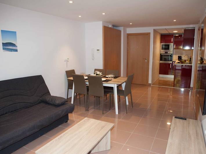 Ganze Ferienwohnung, Ferienwohnung für 6 Personen mit Pool in Salou, Costa Dorada