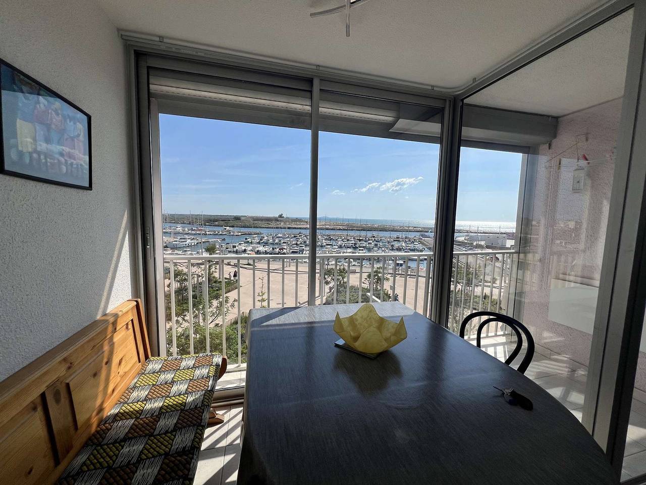 Entire studio, Studio cabin, port view, 4 pers, 100m to beach in Valras-Plage, Côte d'Améthyste