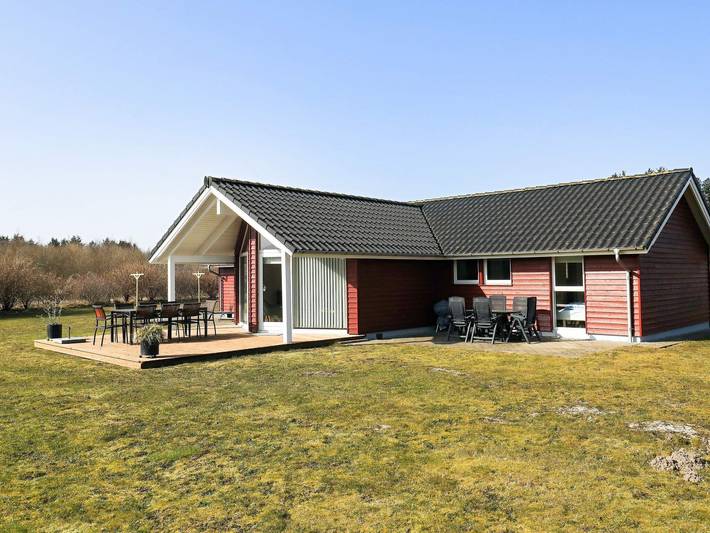 Ferienhaus für 10 Personen, mit Terrasse und Sauna sowie Whirlpool in Tranum Strand