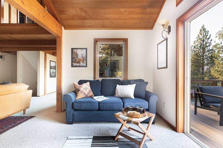 Cottage for 10 people, with hot tub and pool as well as terrace by Lake Tahoe