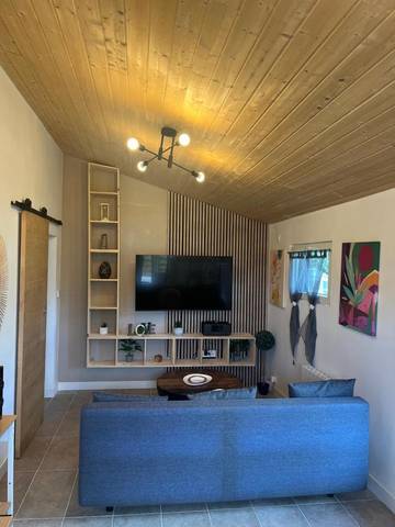 Gîte pour 2 personnes, avec jardin et terrasse à Ambarès-et-Lagrave