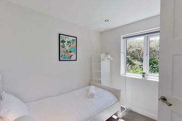 Chalet for 5 People in Hayle, Cornwall, Photo 4