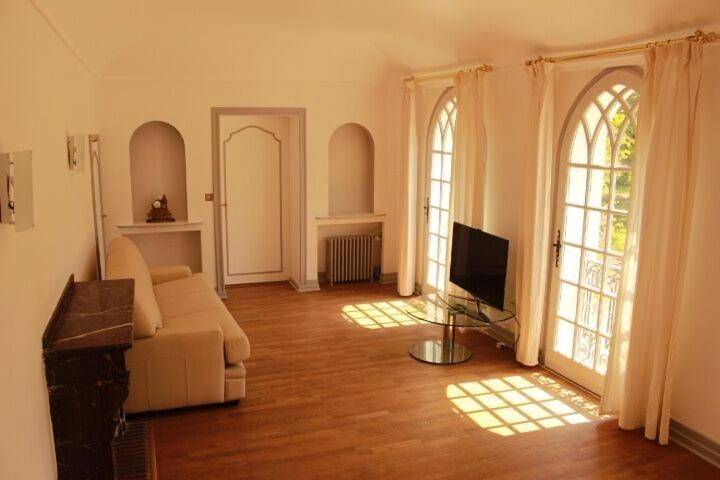 Two-Bedroom House in Bessières (Haute-Garonne), Haute-Garonne