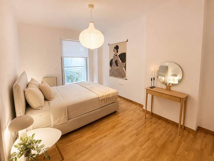 Appartement entier, Appartement de vacances pour 8 personnes avec jardin in Section centrale d'Athènes, Athènes