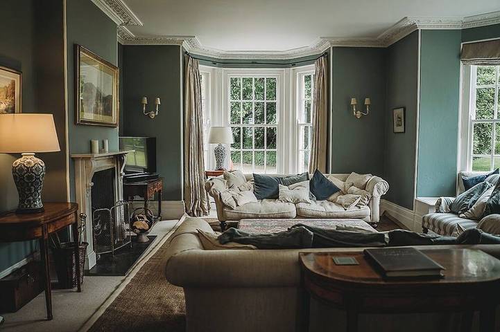 Boconnion House w/ Pool & Tennis Court in Cornwall