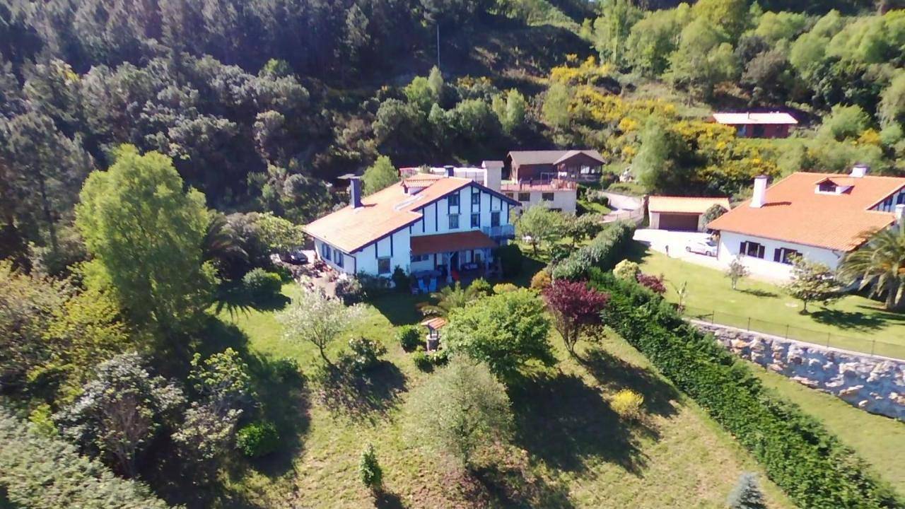 Gurbialde Etxea in Motrico, Costa Vasca