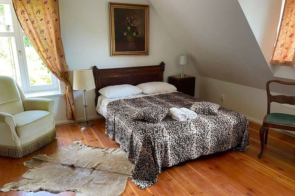 Anwesen mit Garten, Grill und Terrasse in Mielno, Powiat Koszaliński