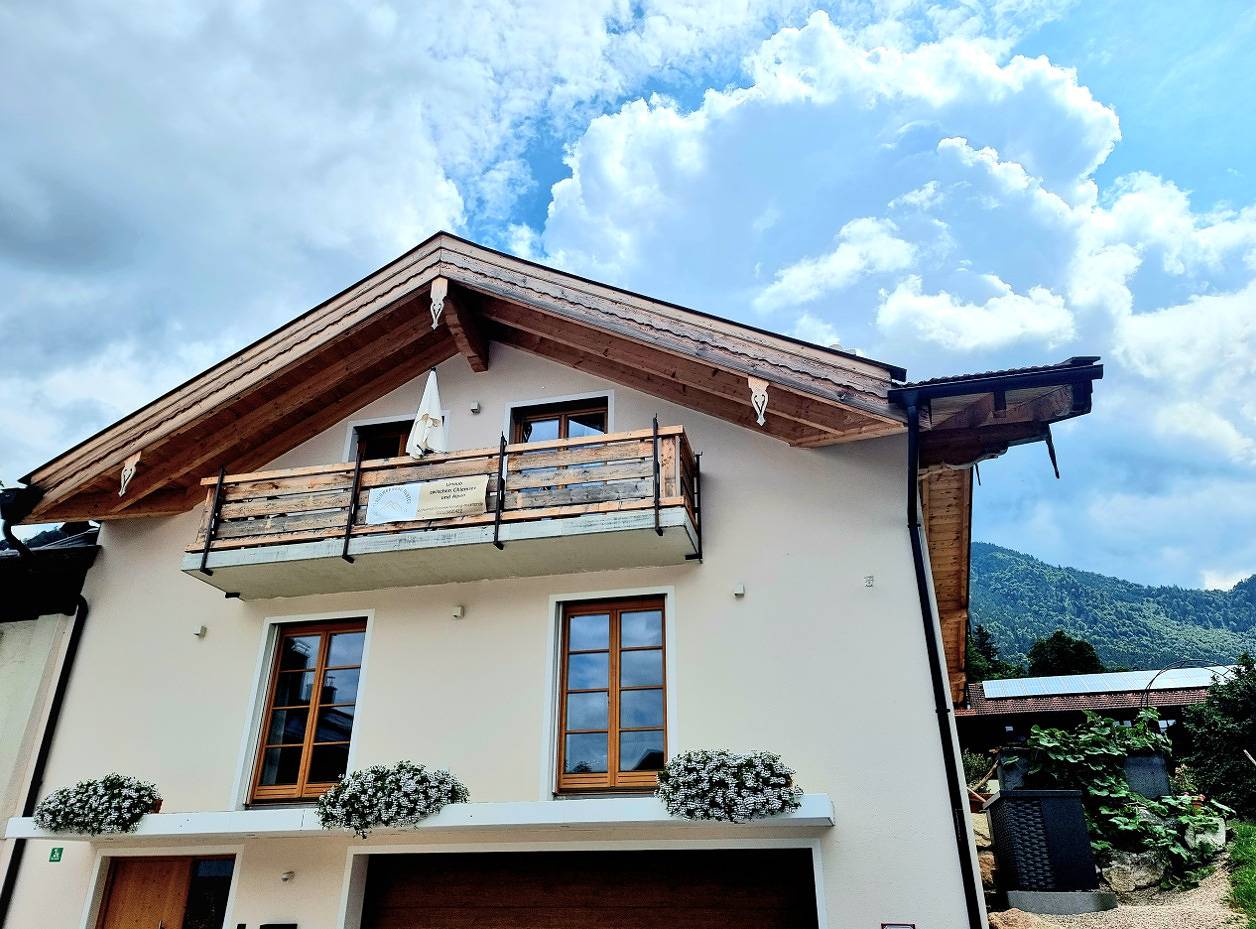 Ganze Ferienwohnung, Ferienwohnung Menter - Ferienwohnung- 3 Personen, 68qm, Wohnküche, 1 Schlafzimmer,  Wlan in Marquartstein, Bayerische Alpen