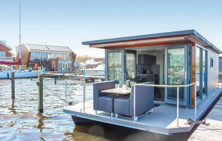 Hausboot für 4 Personen, mit Ausblick und Terrasse - 1