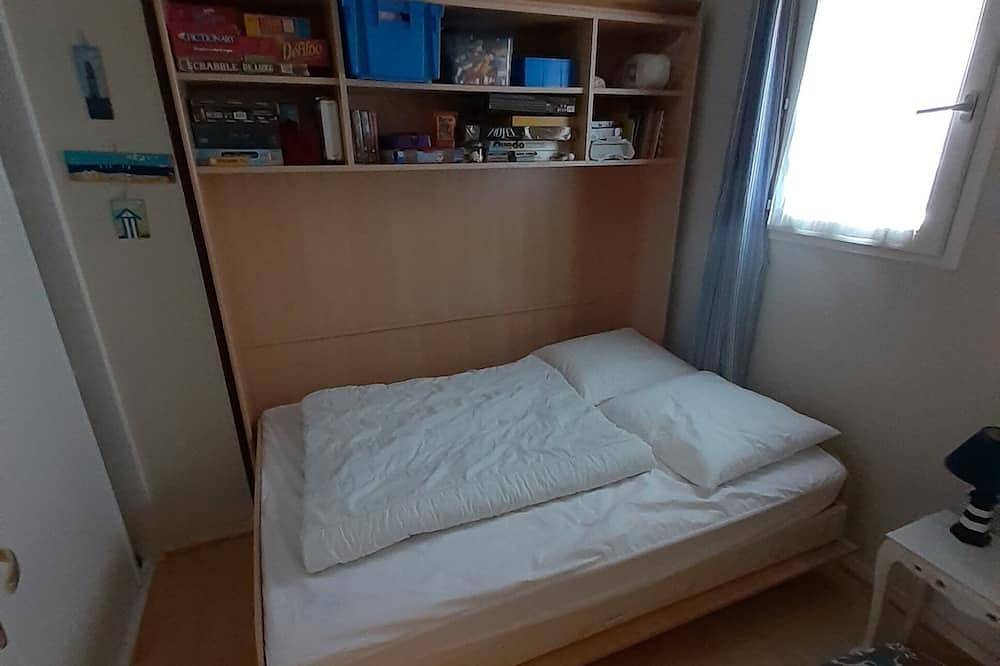 Ganze Wohnung, Ground floor apartment with terrace & heated pool in Hardelot Plage, Condette