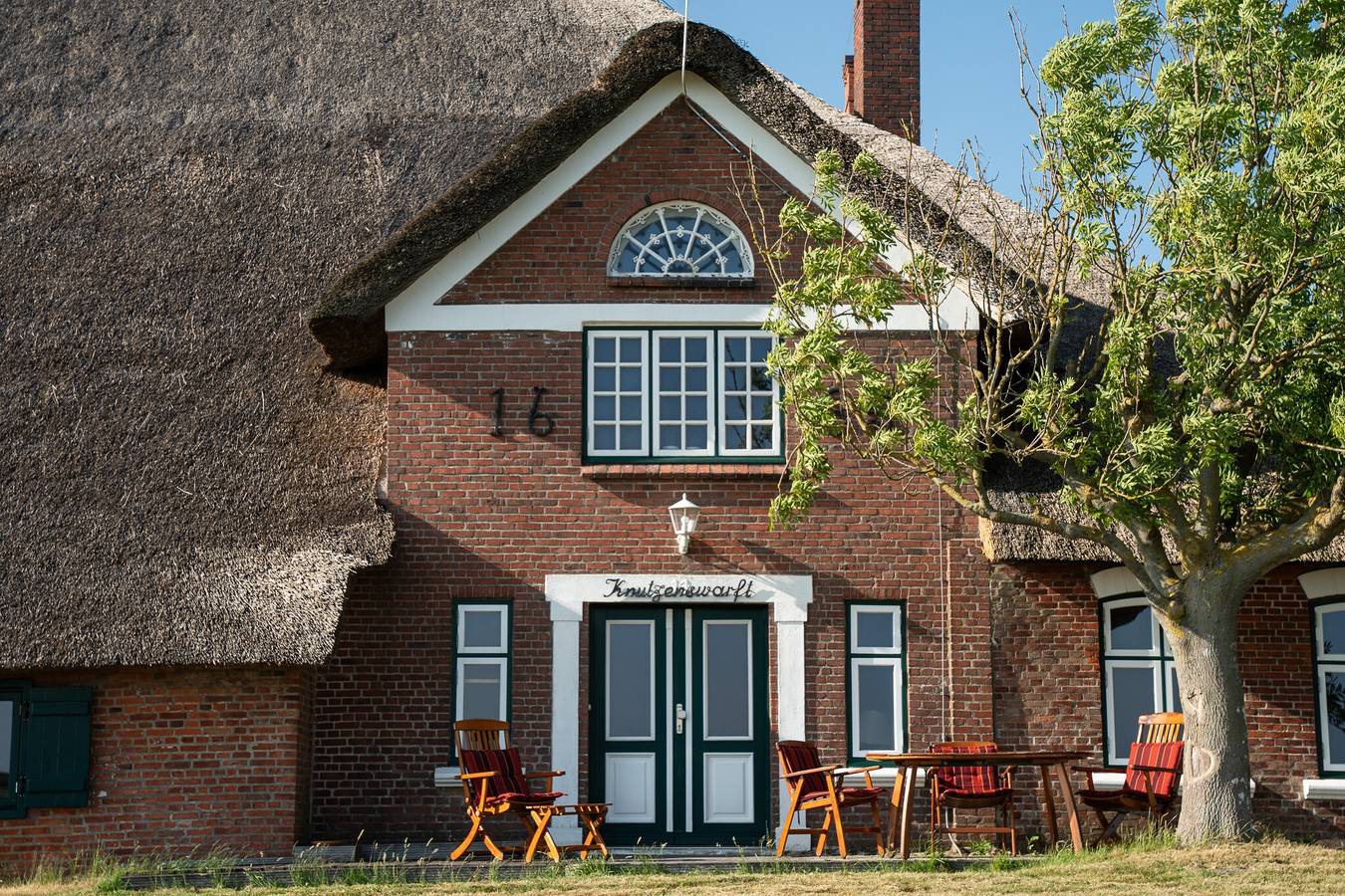 Ganze Wohnung, Ferienwohnung 'Strandläufer' mit Gemeinschaftsterrasse und Gemeinschaftsgarten in Westerhever, Eiderstedt