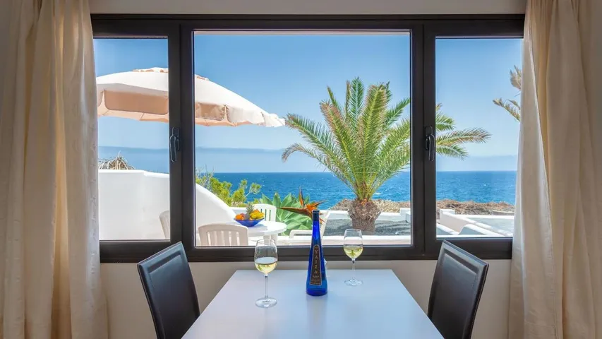 Apartamento de vacaciones para 2 personas, con vistas y jardín - 1