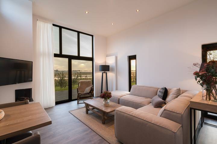 Bungalow für 4 Personen, mit Terrasse und Balkon/Terrasse in Südholland